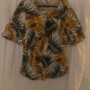 Est. 1946 Blouse, multi colors for far size XL ,this. 92% polyester 8% Spandex